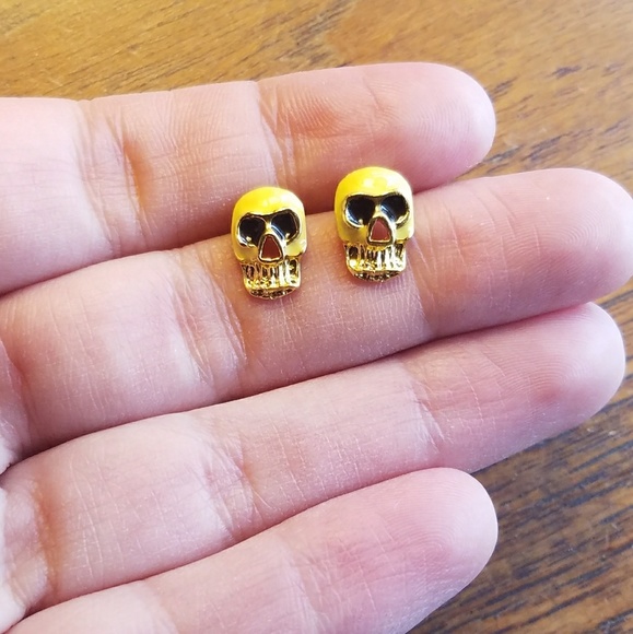 NWOT Adorable Yellow, Black & Gold Skull Studs - Picture 2 of 4
